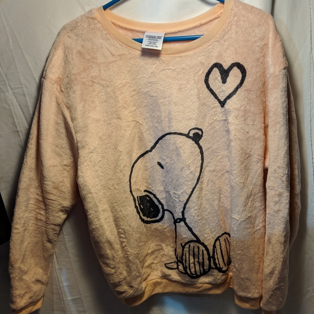 Super Soft Snoopy Sweatshirt - Juniors XXL (19)